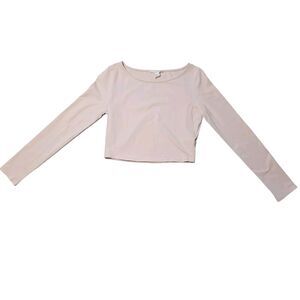 Forever 21 girls soft pink long sleeve crop top, size medium